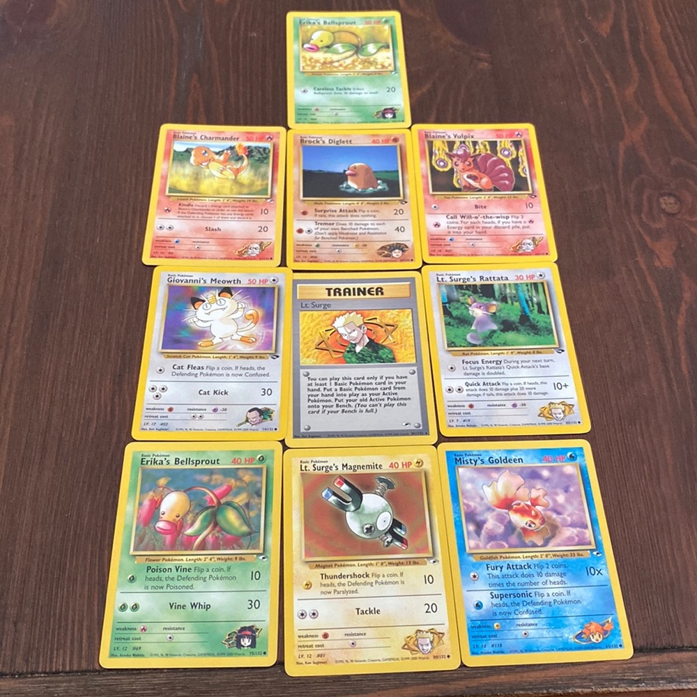 10 Pokémon cards. Gym Hereo’s.